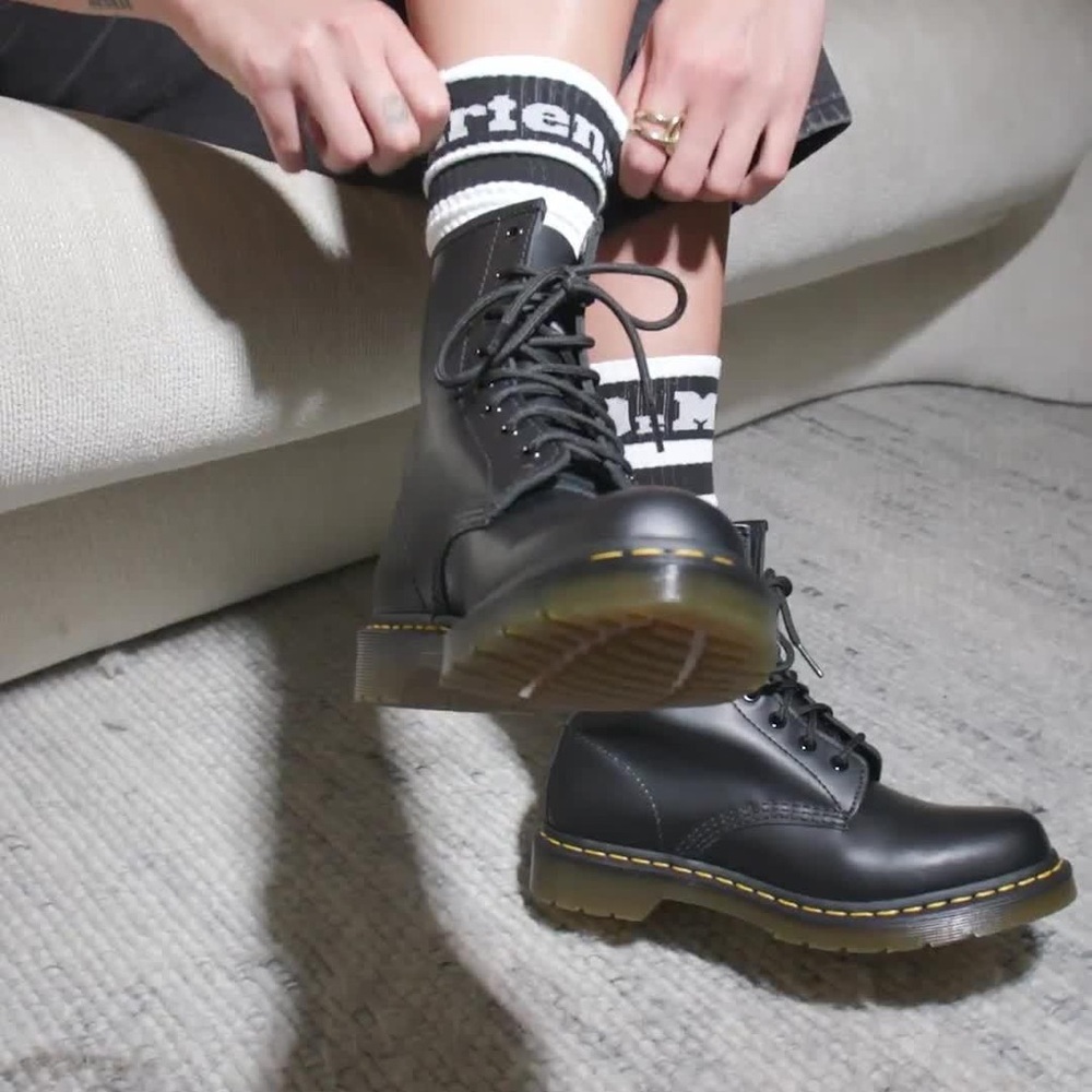 Dr. Martens 1460 Women’s Smooth Leather Lace Up Boots